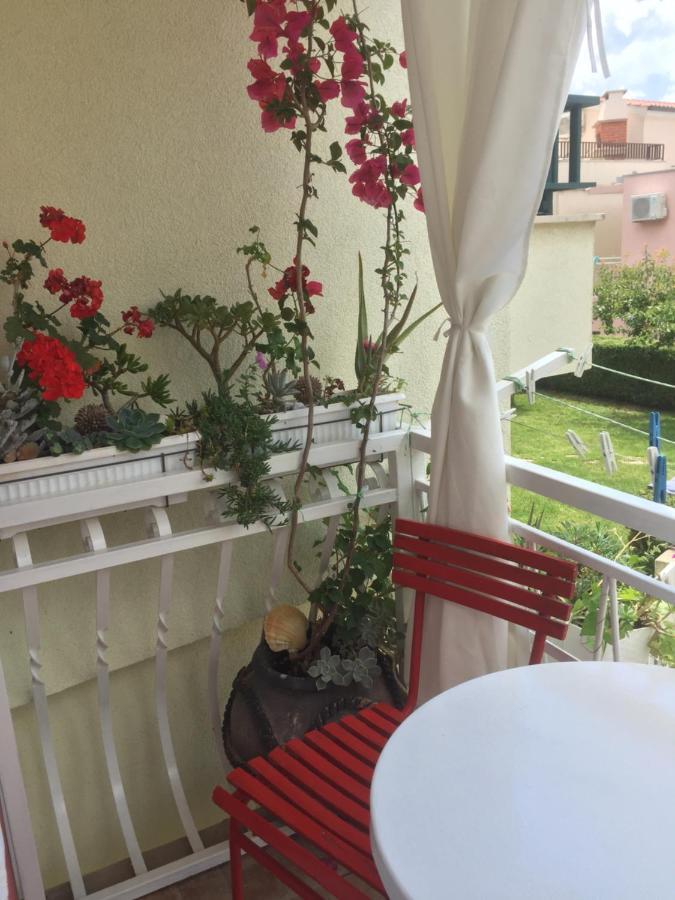 Апартаменти Vintage House For Rent 60M From Sea Башка-Вода Екстер'єр фото
